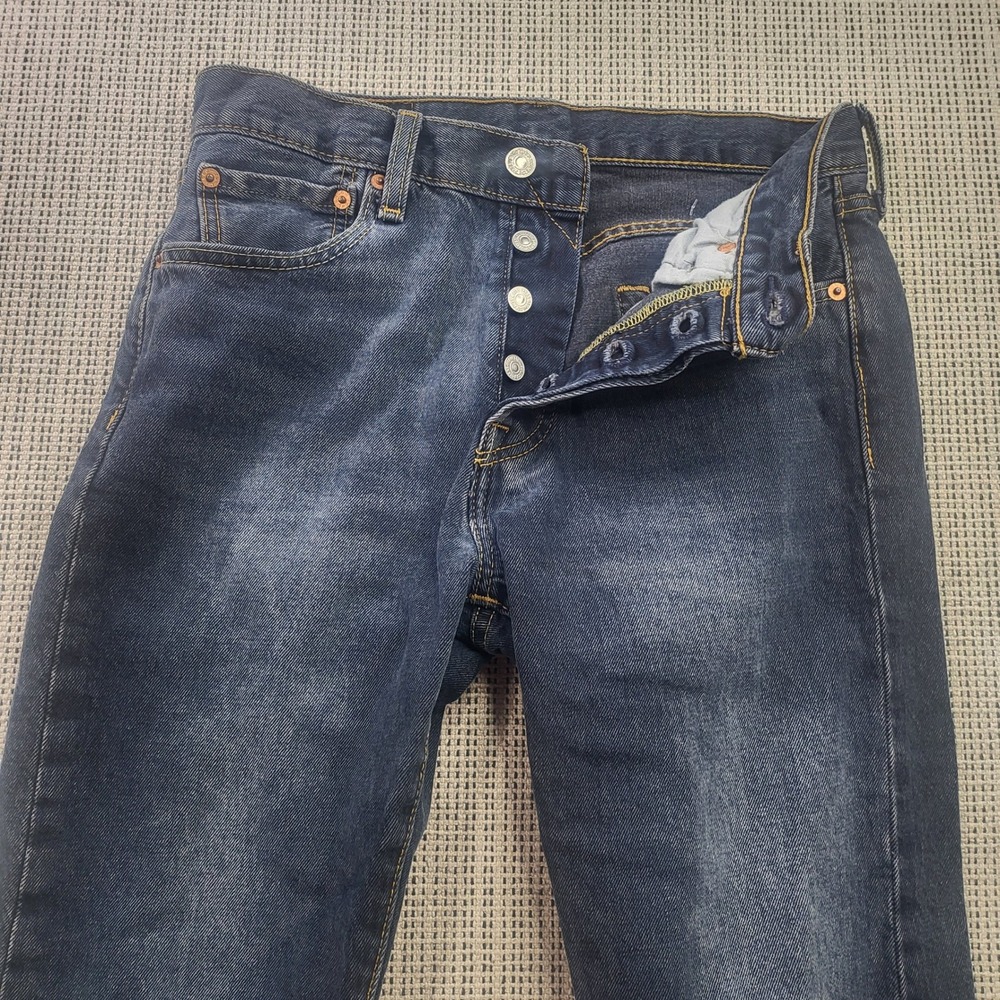Levi's Jeans Women 28x32 Dark Wash 501 Original Fit Straight Leg Button Fly Blue